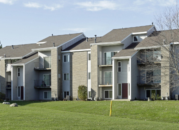 Bay Pointe Apartments | Holland, MI | Lockwood Communities - topjpg