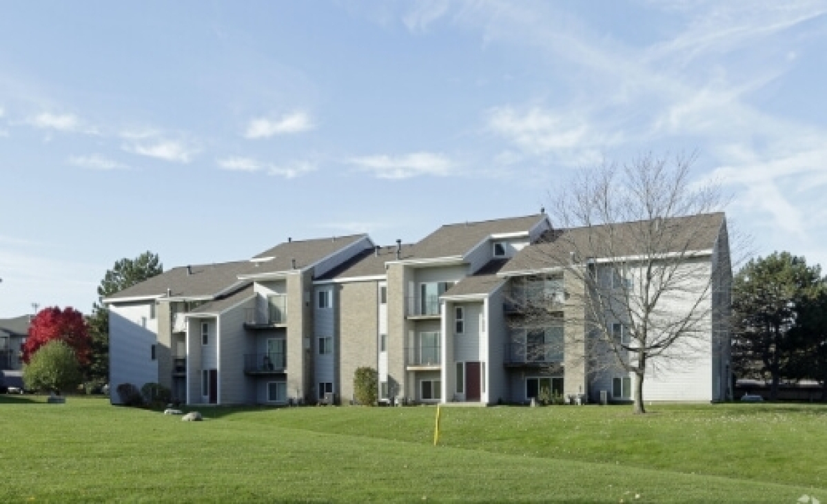 Bay Pointe Apartments