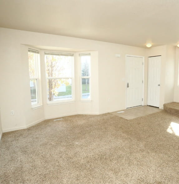 Springbrook Townhomes | Mount Pleasant, MI | Lockwood Communities - springbrook-2